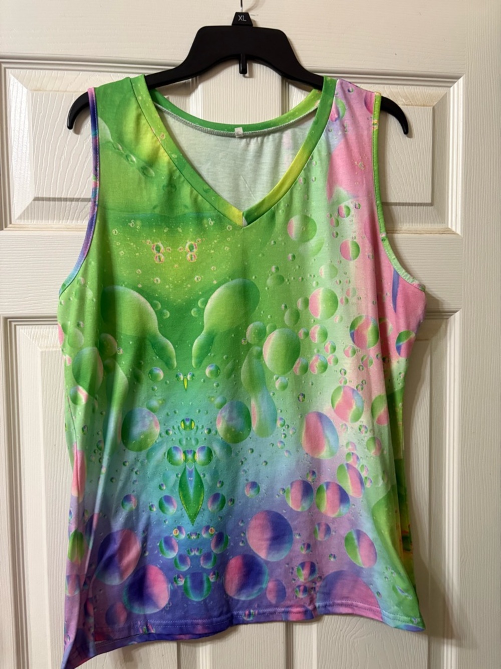 Women's V-Neck Bubble Print Tank Top - Green Multi